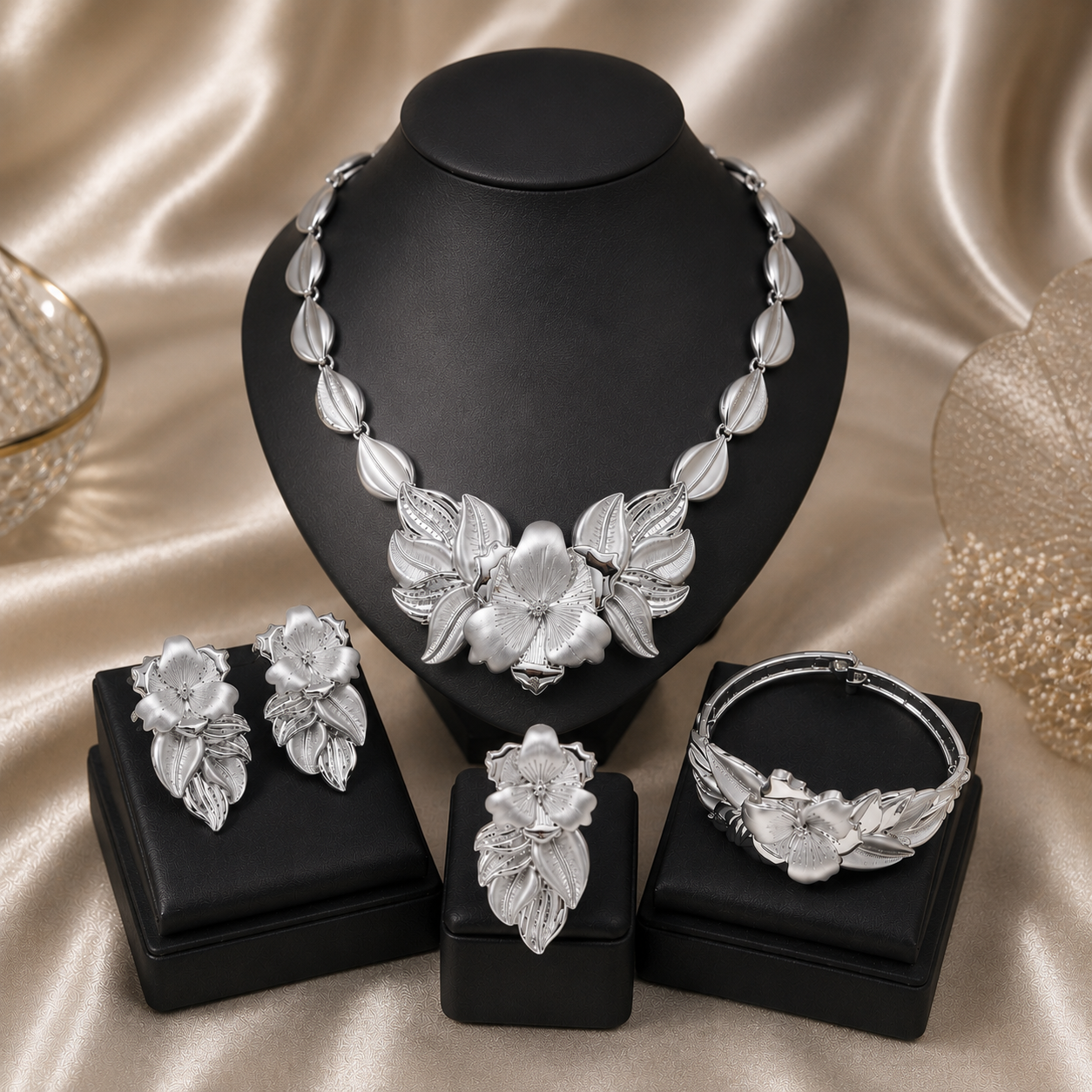 Gold-Plated Bud Pendant Jewelry Set (4-Piece)