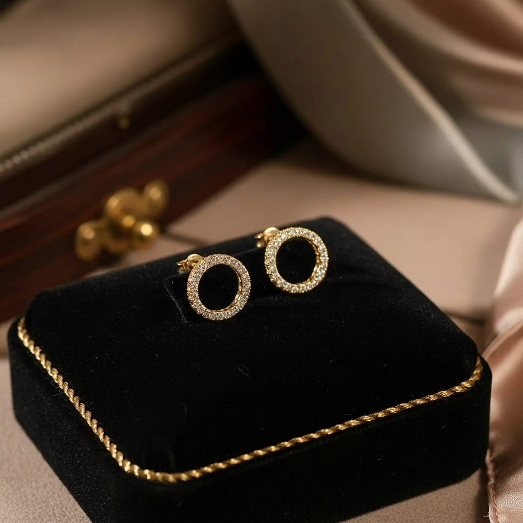 Gold Crystal Circle Pendant Necklace